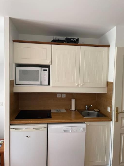 Sejour 4 Personnes - Pays Basque Apartment Uhart-Cize Exterior photo